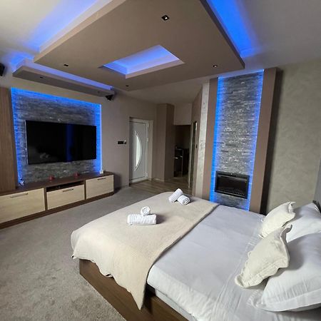 Apartmani Aso-Ler Kukujevci Zewnętrze zdjęcie