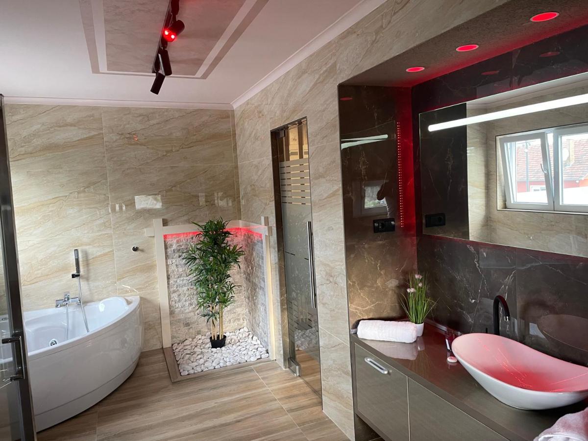Apartmani Aso-Ler Kukujevci Zewnętrze zdjęcie